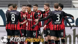Prediksi Skor Augsburg vs Eintracht Frankfurt 4 Desember 2023