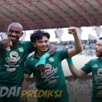 Prediksi Skor Persebaya vs Dewa United 1 April 2024