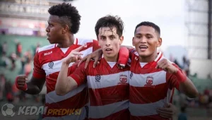 Prediksi Skor Madura United vs Arema 30 April 2024