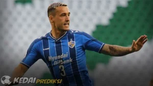 Prediksi Skor Ulsan Hyundai vs Yokohama Marinos 17 April 2024
