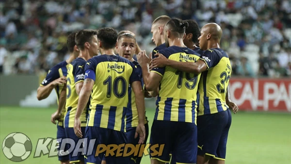 Prediksi Skor Fenerbahce vs Adana Demirspor 11 Agustus 2024