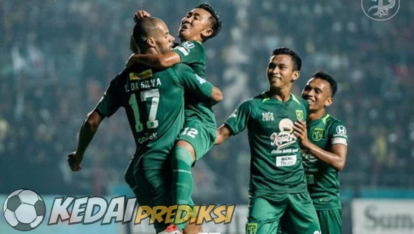 Prediksi Skor Persebaya vs PSM 23 Oktober 2024