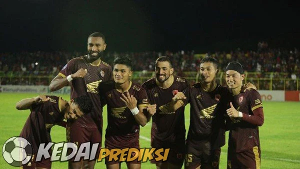 Prediksi Skor Semen Padang vs PSM 21 November 2024