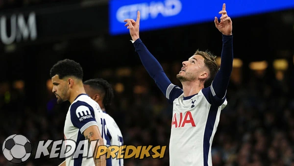 Prediksi Skor Tottenham vs AS Roma 29 November 2024