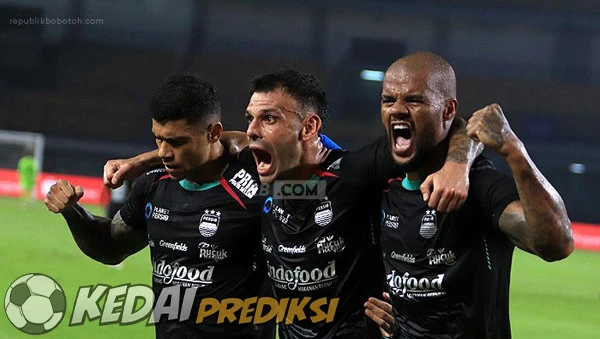 Prediksi Skor Persis Solo vs Persib 29 Desember 2024