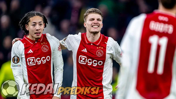 Prediksi Skor Eintracht Frankfurt vs Ajax 14 Maret 2025