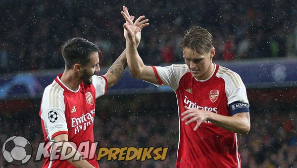 Prediksi Skor PSV vs Arsenal 5 Maret 2025