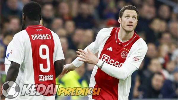 Prediksi Skor Ajax vs Twente 18 Mei 2025
