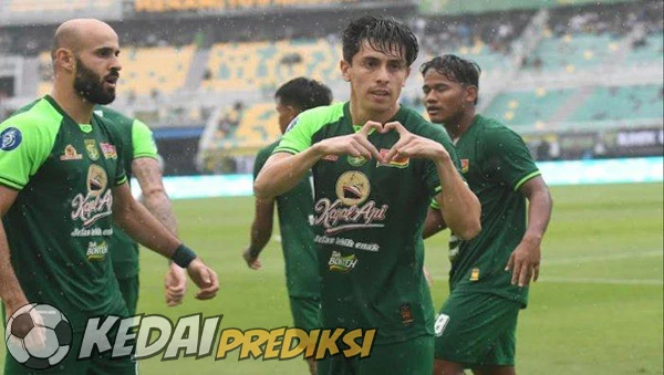 Prediksi Skor Borneo vs Persebaya 18 Mei 2025