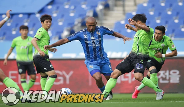 Prediksi Skor Jeonbuk vs Ulsan Hyundai 31 Mei 2025