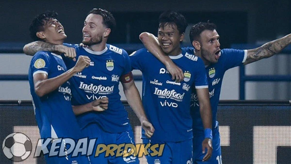 Prediksi Skor Persita vs Persib 16 Mei 2025