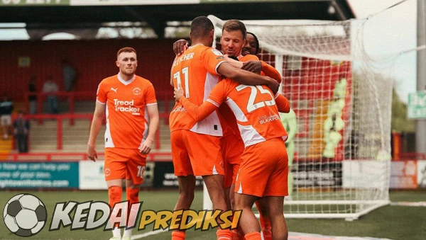 Prediksi Skor Blackpool vs Stevenage 2 Agustus 2025