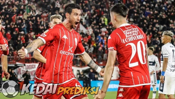 Prediksi Skor Estudiantes vs Huracan 22 Juli 2025