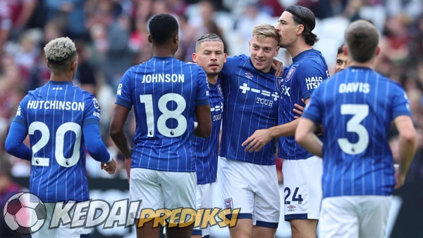 Prediksi Skor Birmingham vs Ipswich Town 9 Agustus 2025
