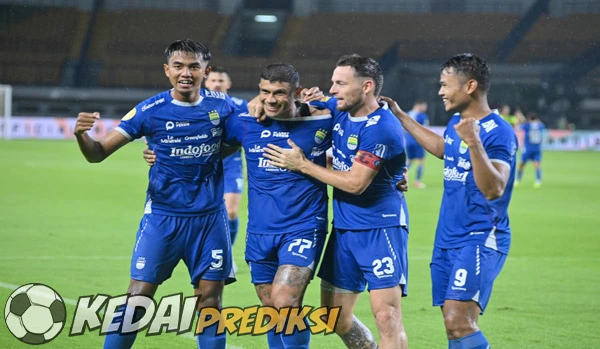 Prediksi Skor Persib vs Semen Padang 9 Agustus 2025