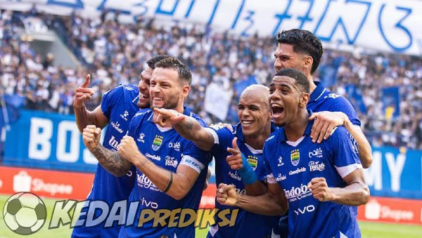 Prediksi Skor Persijap vs Persib 18 Agustus 2025