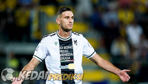 Prediksi Skor Udinese vs Carrarese 19 Agustus 2025