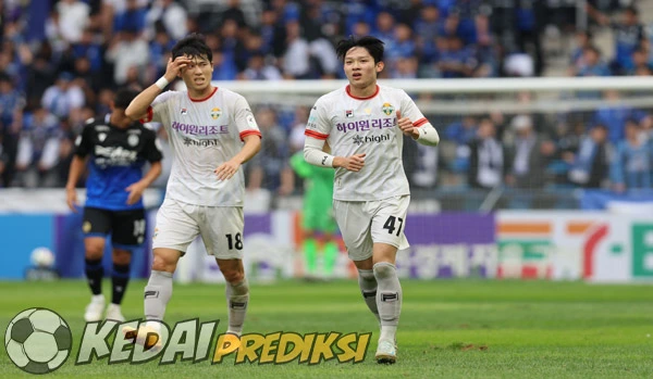 Prediksi Skor Gangwon vs Shanghai Shenhua 16 September 2025