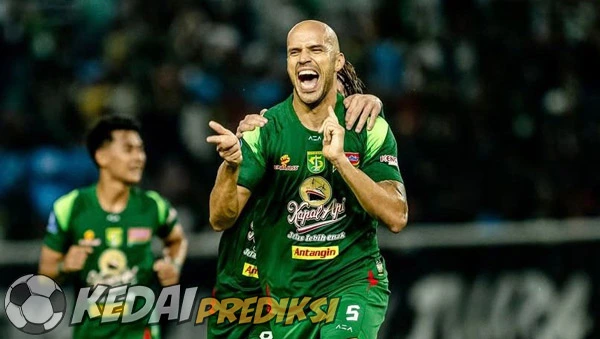 Prediksi Skor Persebaya vs Semen Padang 19 September 2025
