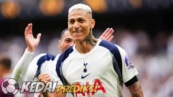Prediksi Skor Everton vs Tottenham 26 Oktober 2025