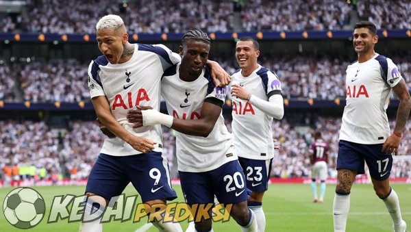 Prediksi Skor Tottenham vs Aston Villa 19 Oktober 2025