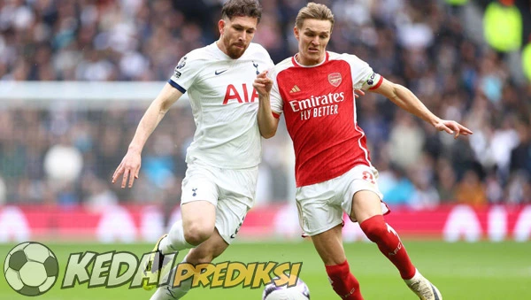 Prediksi Skor Arsenal vs Tottenham 23 November 2025