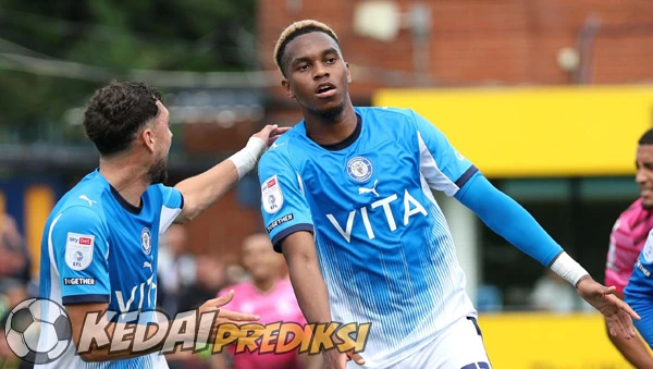 Prediksi Skor Peterborough vs Stockport 21 November 2025