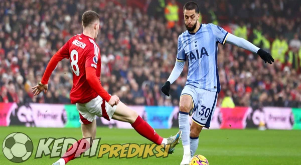 Prediksi Skor Nottingham vs Tottenham 14 Desember 2025