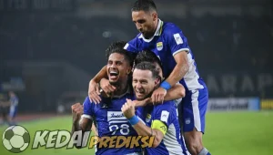 Prediksi Skor Persib vs PSM 27 Desember 2025