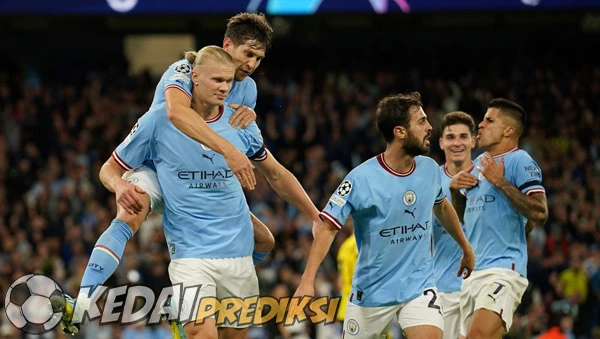 Prediksi Skor Man United vs Man City 16 Januari 2026