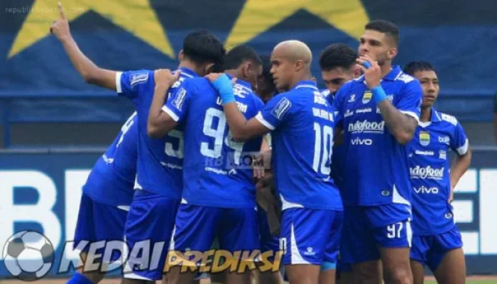 Prediksi Skor Persib vs Arema 24 April 2026